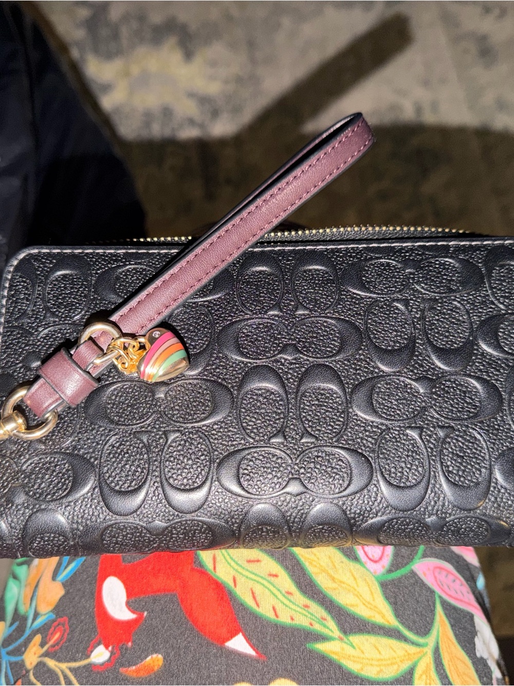 Coach Black Embossed Signature Leather Zip Wallet with Gold Logo - Picture 3 of 3